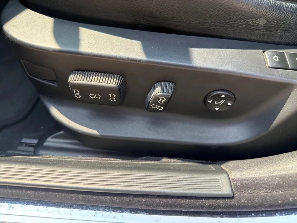 2001 BMW E38 7 Series - Image 19 of 20