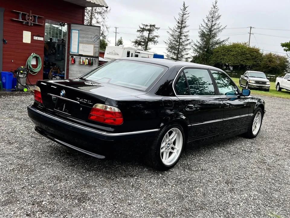 2001 BMW E38 7 Series - Image 2 of 12