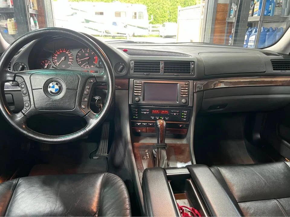 2001 BMW E38 7 Series - Image 8 of 12