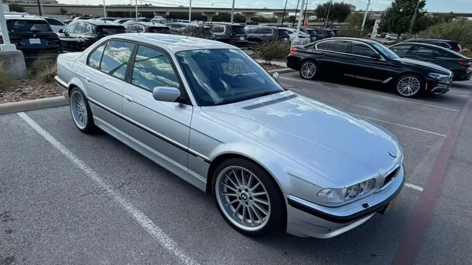 2001 BMW E38 7 Series - Image 2 of 20
