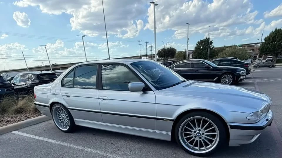 2001 BMW E38 7 Series - Image 3 of 20