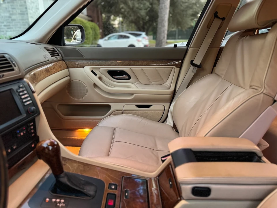2001 BMW E38 7 Series - Image 11 of 21