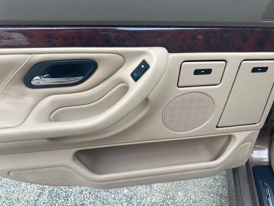 2001 BMW E38 7 Series - Image 18 of 19