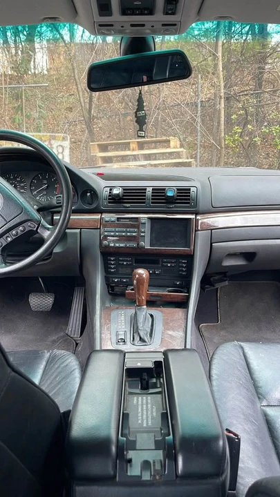 2001 BMW E38 7 Series - Image 4 of 6