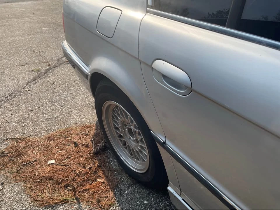 2001 BMW E38 7 Series - Image 2 of 6