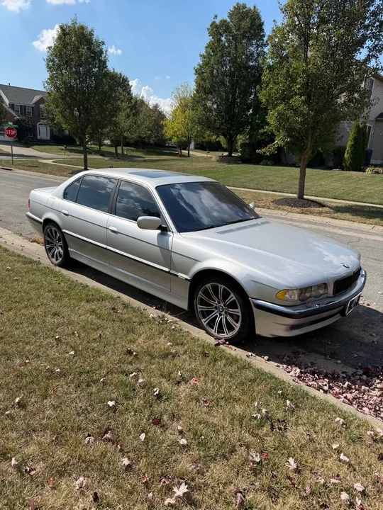 2001 BMW E38 7 Series - Image 2 of 6