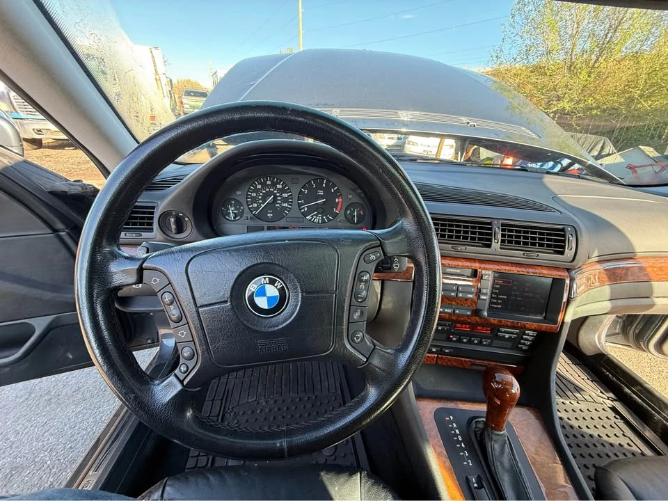 2001 BMW E38 7 Series - Image 9 of 9