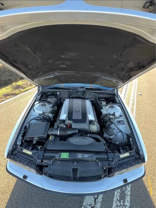 2001 BMW E38 7 Series - Image 2 of 6