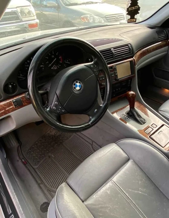 2001 BMW E38 7 Series - Image 6 of 6