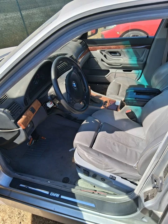 2001 BMW E38 7 Series - Image 6 of 16