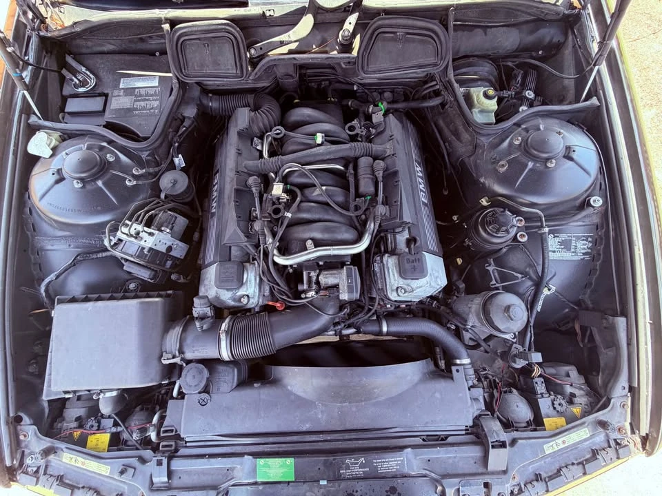 2001 BMW E38 7 Series - Image 18 of 19