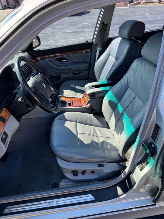 2001 BMW E38 7 Series - Image 10 of 13