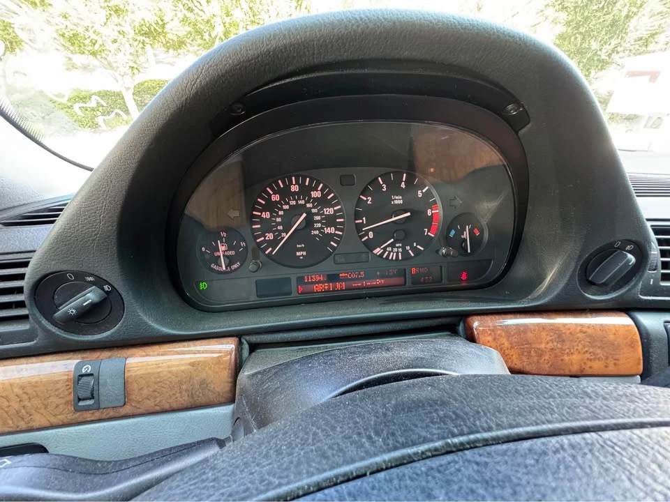 2001 BMW E38 7 Series - Image 10 of 14