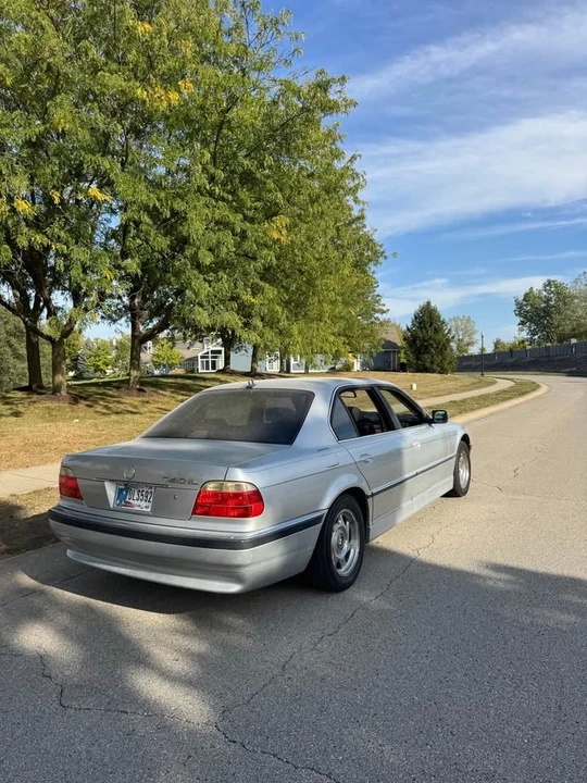 2001 BMW E38 7 Series - Image 2 of 8
