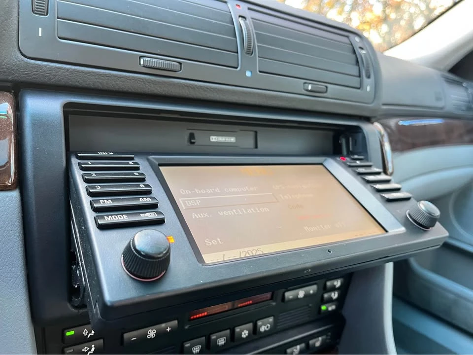 2001 BMW E38 7 Series - Image 13 of 15