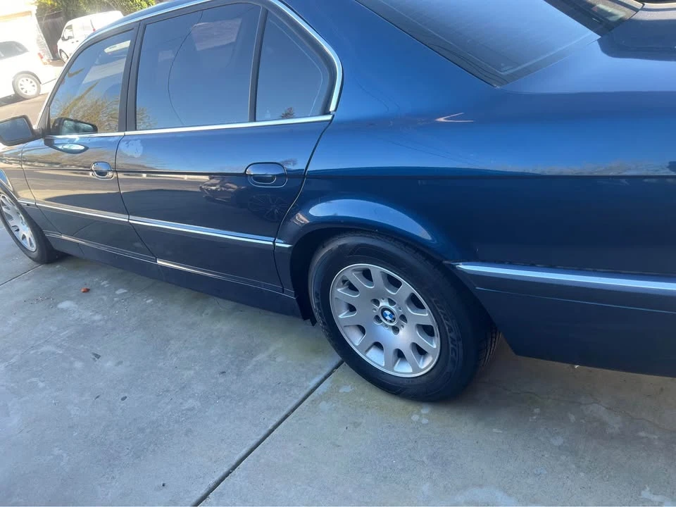 2001 BMW E38 7 Series - Image 3 of 4