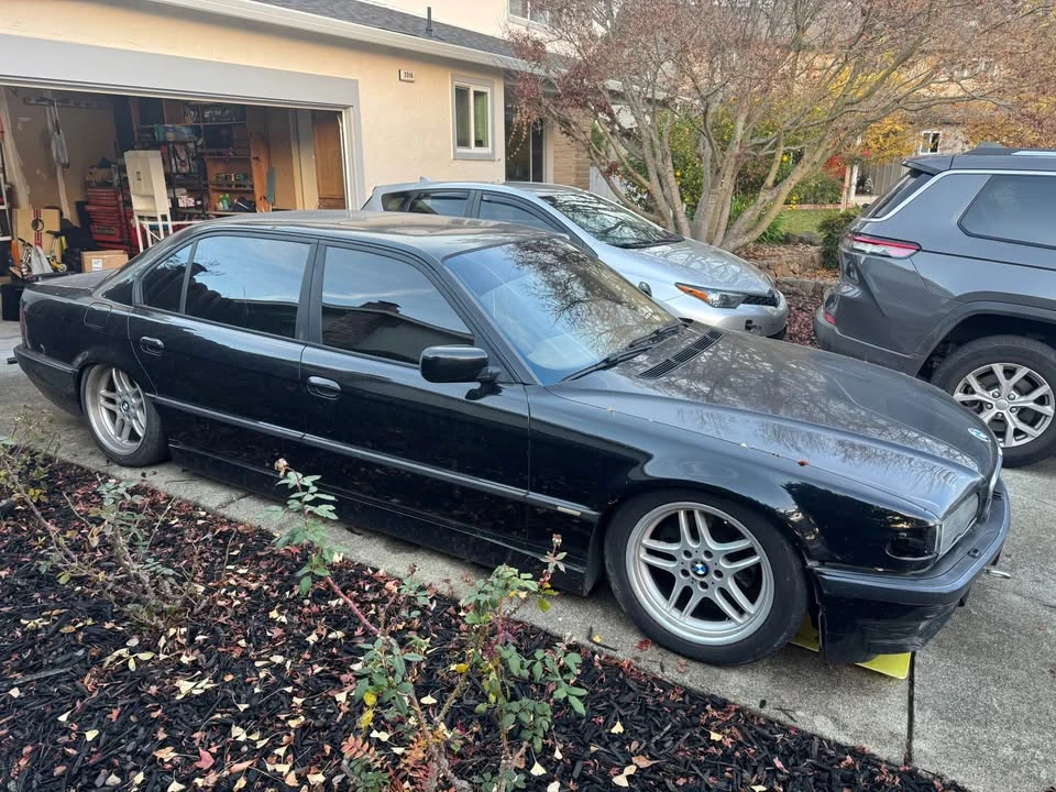 2001 BMW E38 7 Series - Image 2 of 20