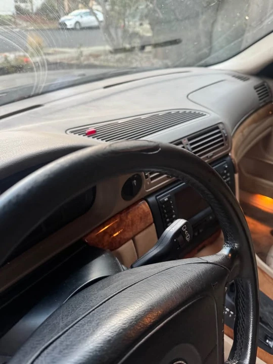 2001 BMW E38 7 Series - Image 10 of 20