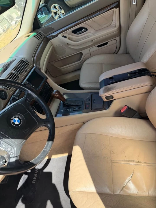 2001 BMW E38 7 Series - Image 8 of 9