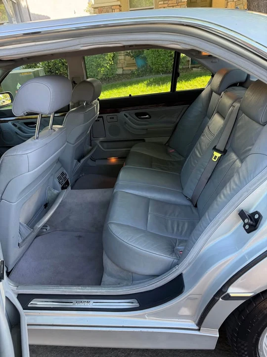 2001 BMW E38 7 Series - Image 9 of 10