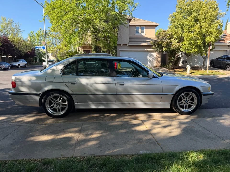 2001 BMW E38 7 Series - Image 3 of 10