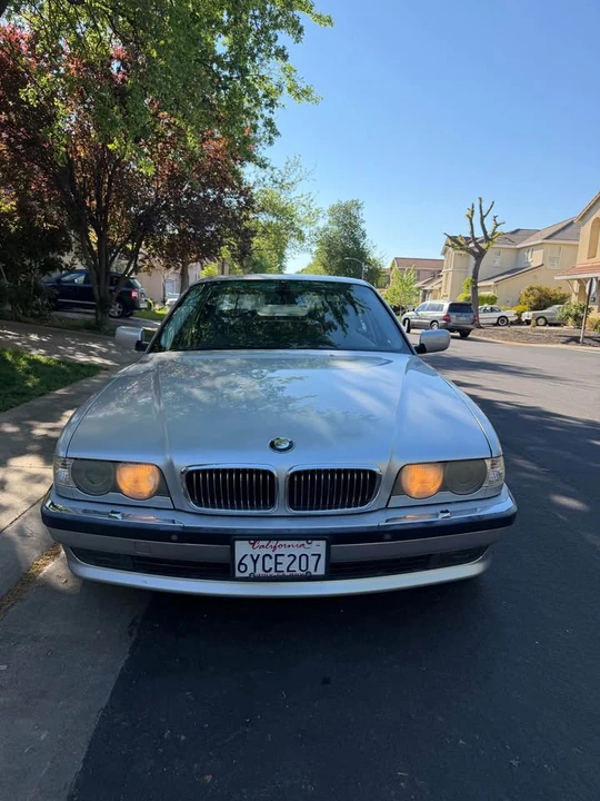 2001 BMW E38 7 Series - Image 2 of 10
