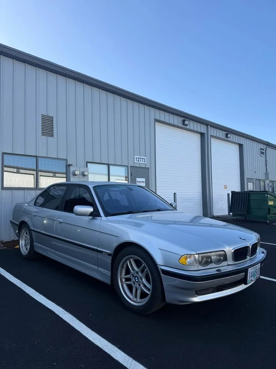 2001 BMW E38 7 Series - Image 2 of 11