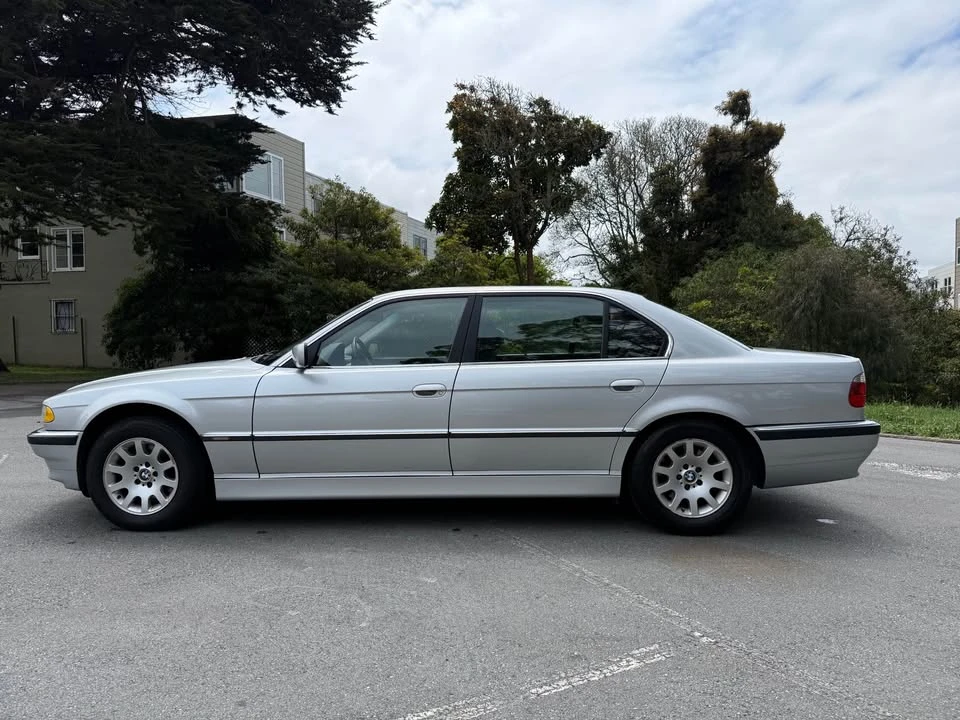 2001 BMW E38 7 Series - Image 2 of 16