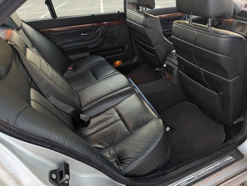 2001 BMW E38 7 Series - Image 12 of 20