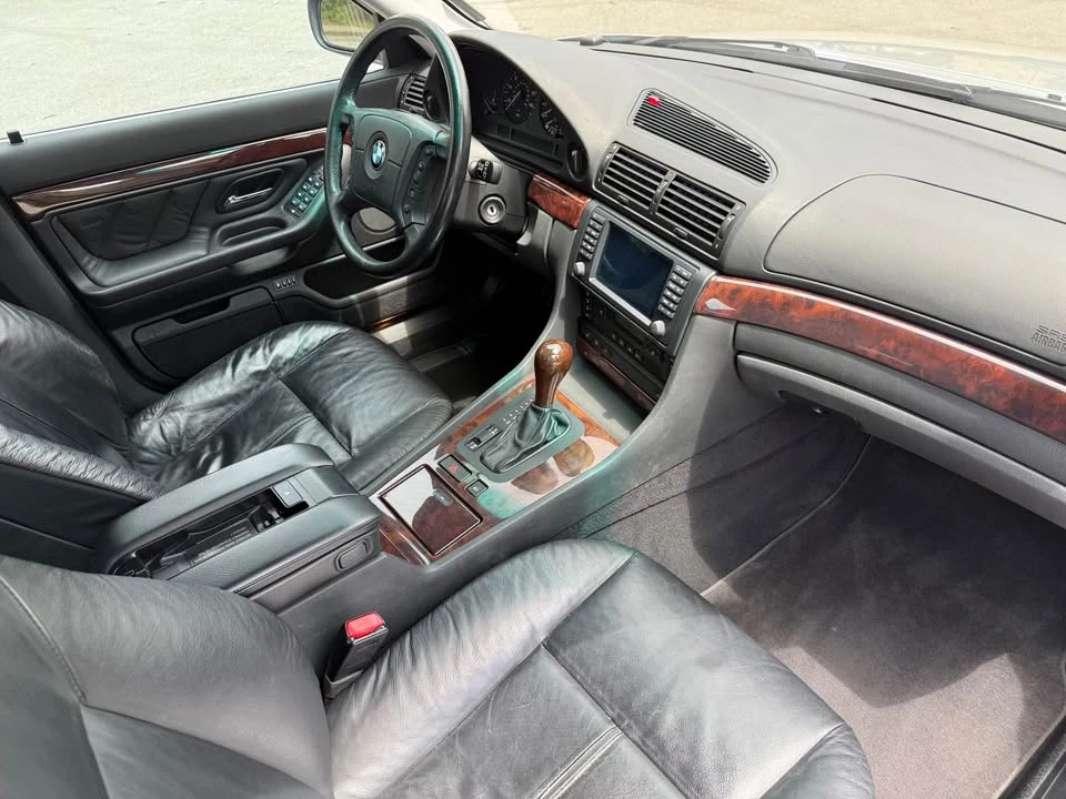 2001 BMW E38 7 Series - Image 10 of 16