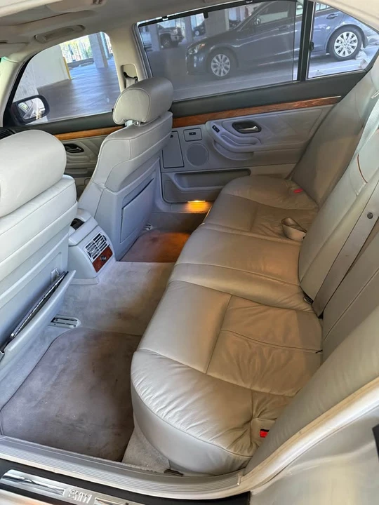 2001 BMW E38 7 Series - Image 2 of 5
