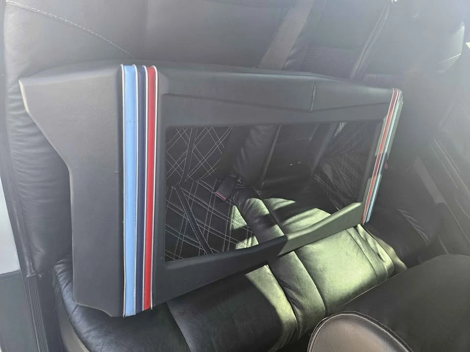 2001 BMW E38 7 Series - Image 10 of 13