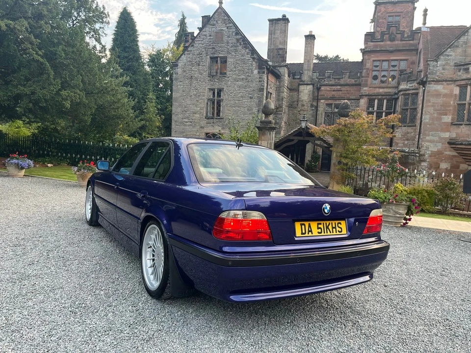 2001 BMW E38 7 Series - Image 2 of 30