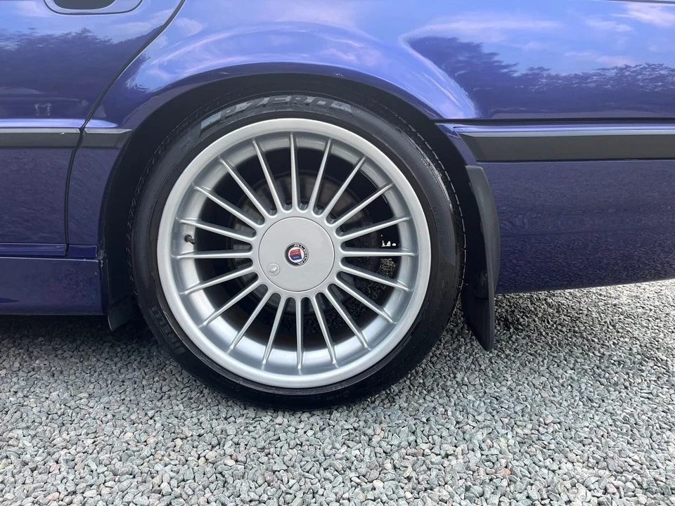 2001 BMW E38 7 Series - Image 17 of 30