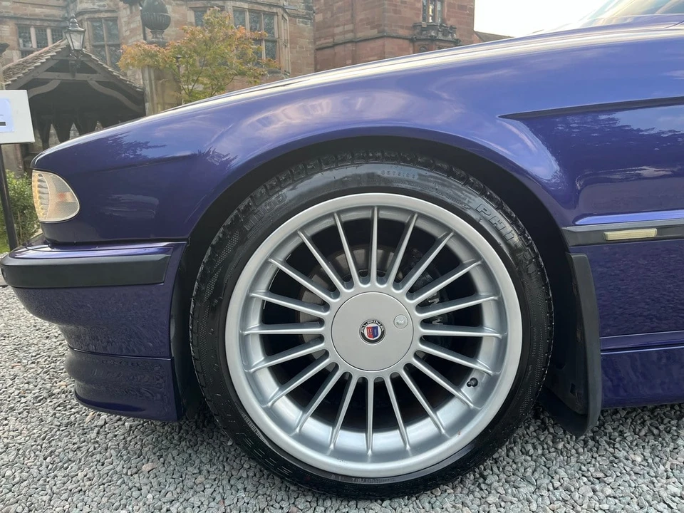 2001 BMW E38 7 Series - Image 15 of 30