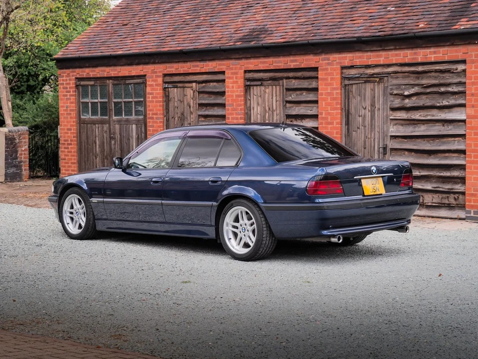 2001 BMW E38 7 Series - Image 10 of 30