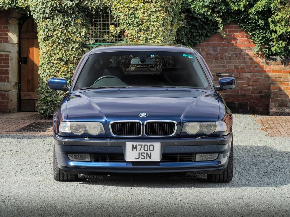 2001 BMW E38 7 Series - Image 25 of 30