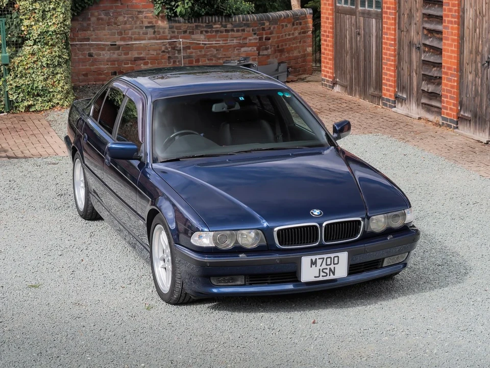 2001 BMW E38 7 Series - Image 29 of 30