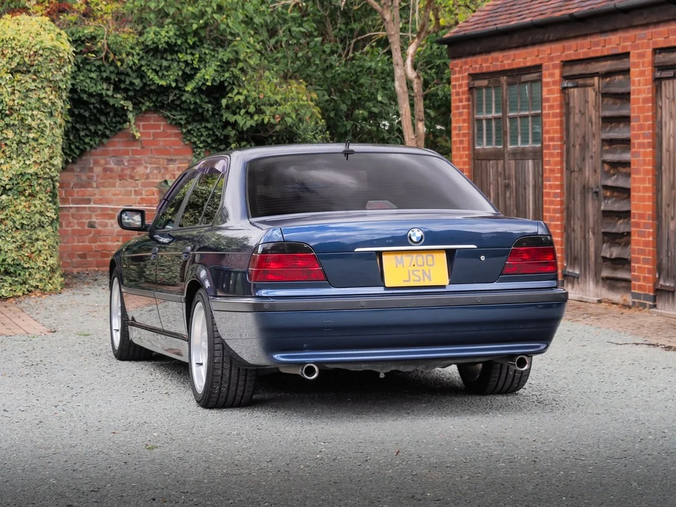 2001 BMW E38 7 Series - Image 9 of 30