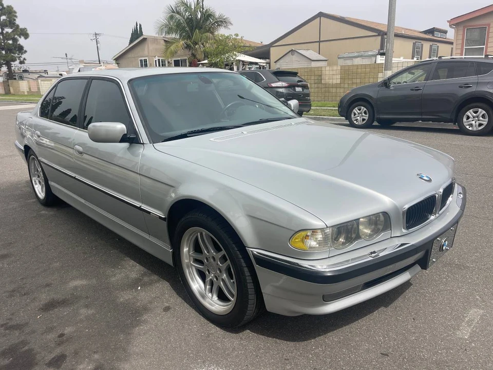 2001 BMW E38 7 Series - Image 2 of 10