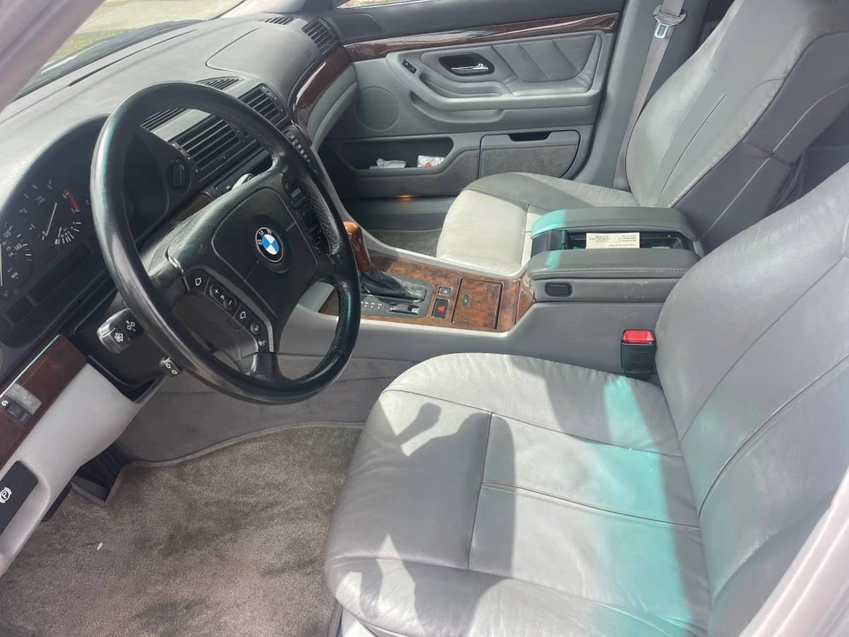 2001 BMW E38 7 Series - Image 5 of 10