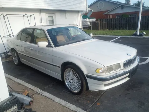 2001 BMW 740iL