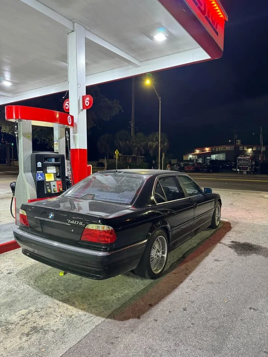2001 BMW E38 7 Series - Image 5 of 5