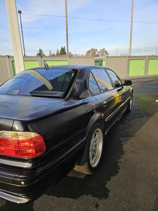 2001 BMW E38 7 Series - Image 6 of 7