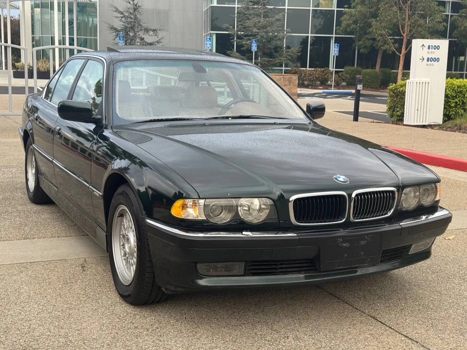 2001 BMW E38 7 Series - Image 2 of 6