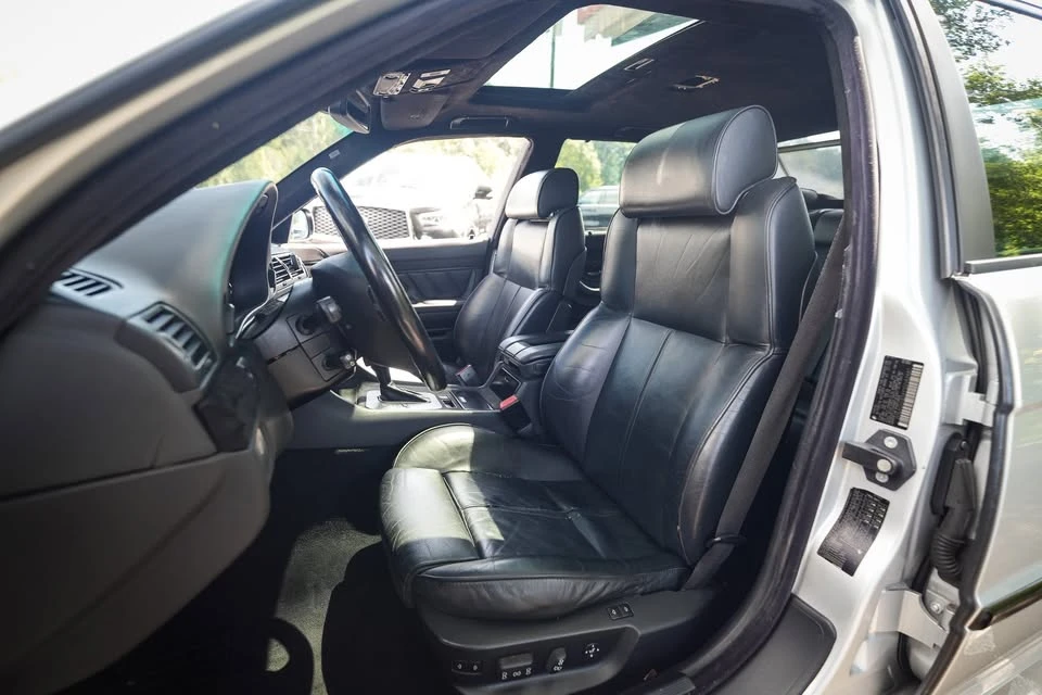 2001 BMW E38 7 Series - Image 19 of 20