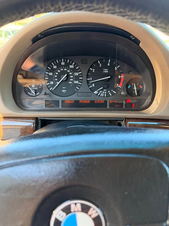 2001 BMW E38 7 Series - Image 9 of 10