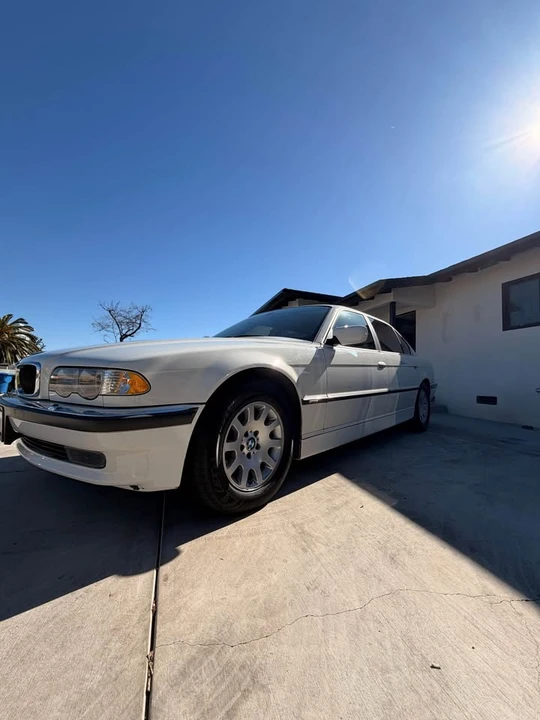 2001 BMW E38 7 Series - Image 2 of 10