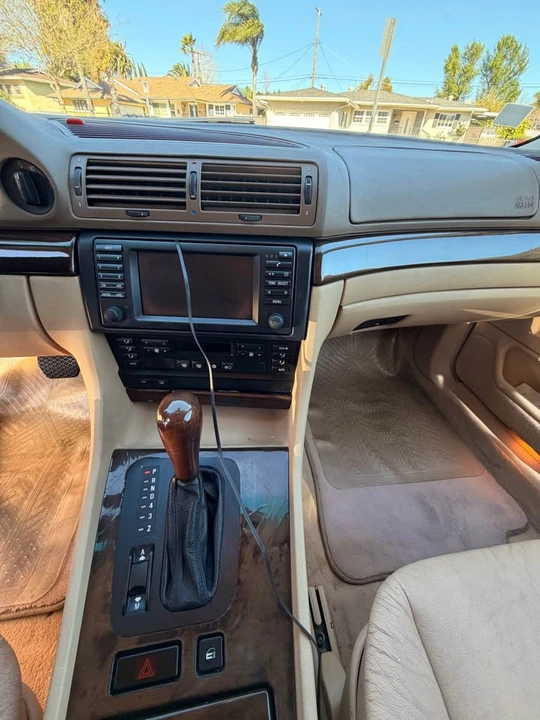 2001 BMW E38 7 Series - Image 8 of 10
