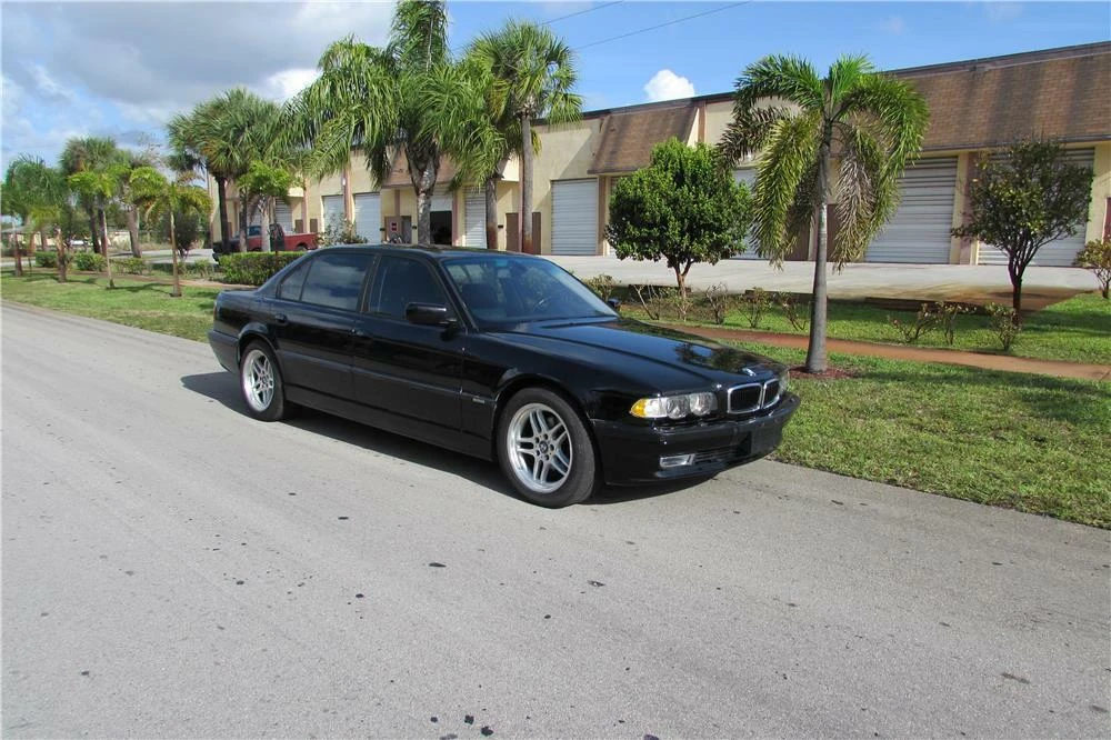 2001 BMW E38 7 Series - Image 2 of 4